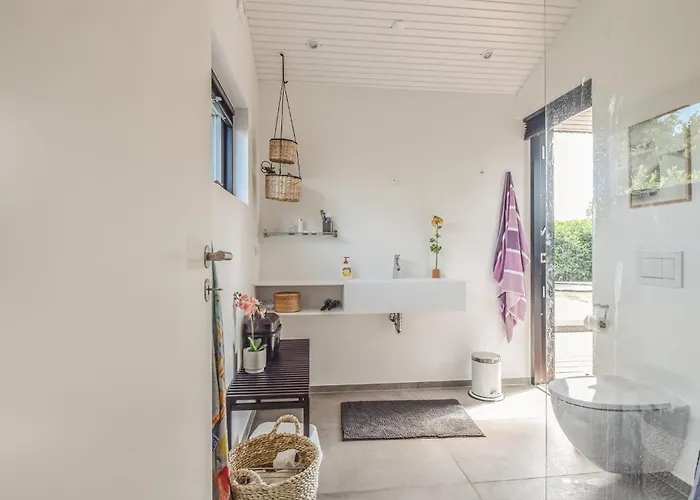 Three-bedroom In * جويلسميندي